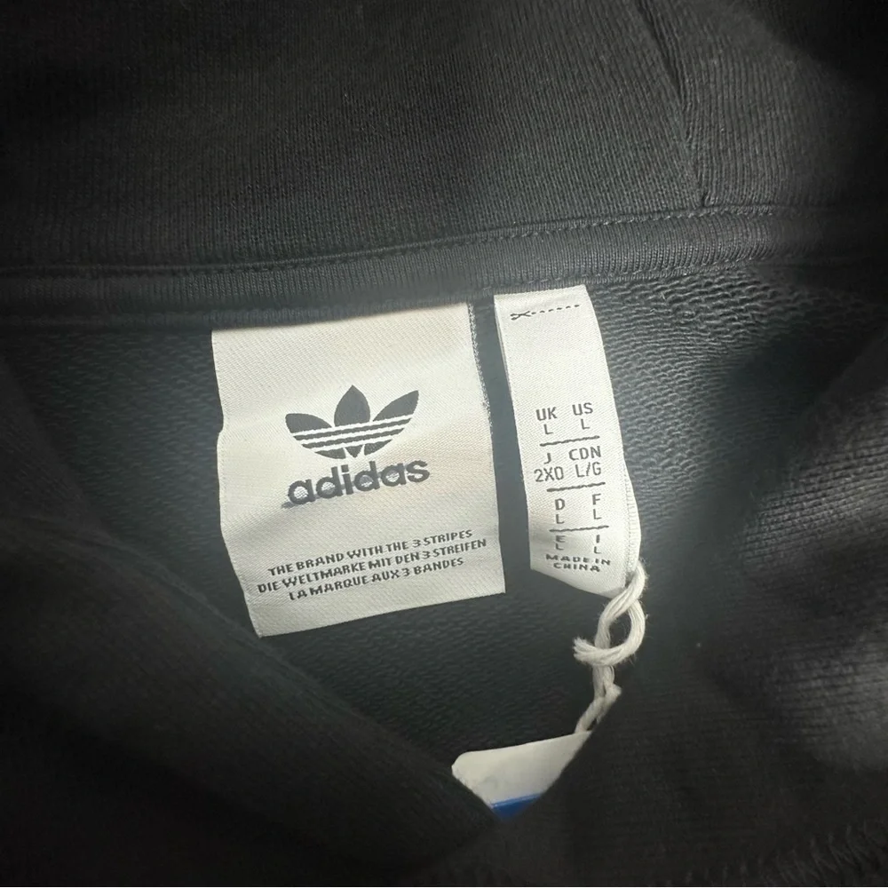NWT Men’s Adidas Adicolor Shattered Trefoil Hoodie L